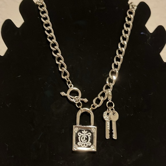 Juicy Couture Accessories - Juicy Couture chain/ necklace
